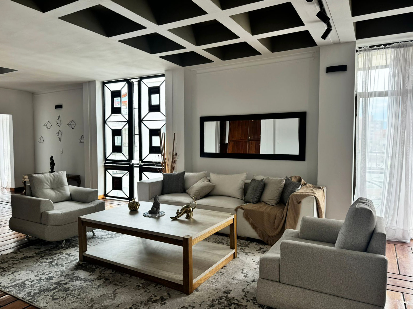 Apartamento en arriendo en La Florida, Medellín · foto 2 de 14