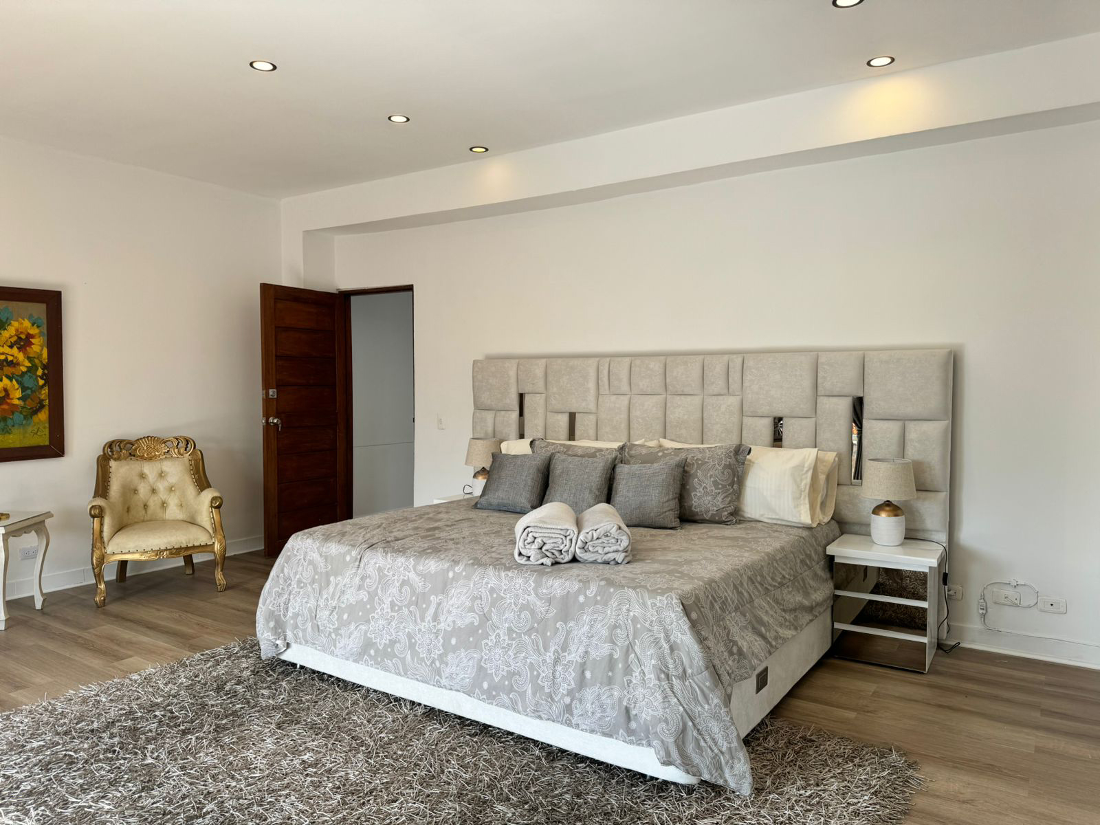 Apartamento en arriendo en La Florida, Medellín · foto 3 de 14