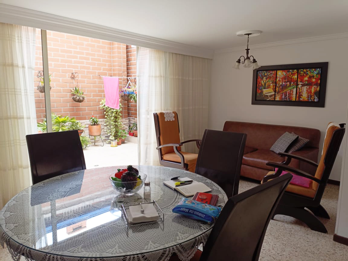 Casa en Arriendo en La mota, Medellín en Urbanizacion Quintas Del Sol De La Mota
