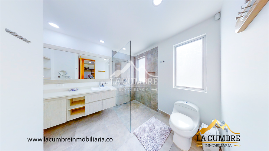 Casa de 3 alcobas en venta en Las Palmas, Rionegro, 350 m² · foto 13 de 14