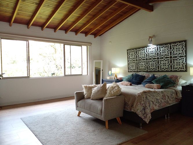 Casa de 3 alcobas en venta en Loma El Atravesado, Envigado, 320 m² · foto 11 de 20