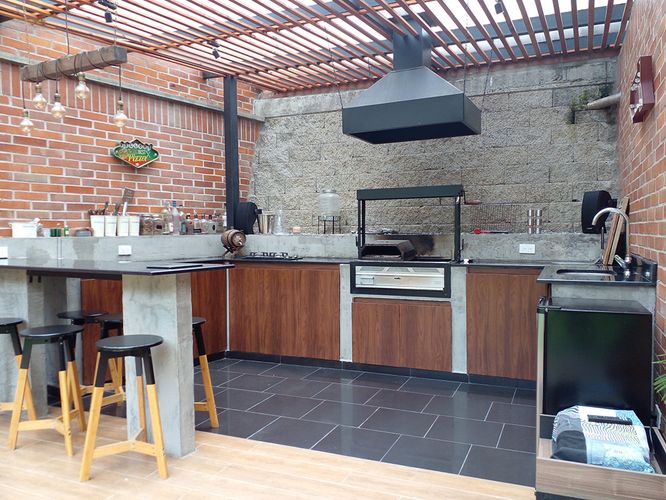 Casa de 3 alcobas en venta en Loma El Atravesado, Envigado, 320 m² · foto 18 de 20