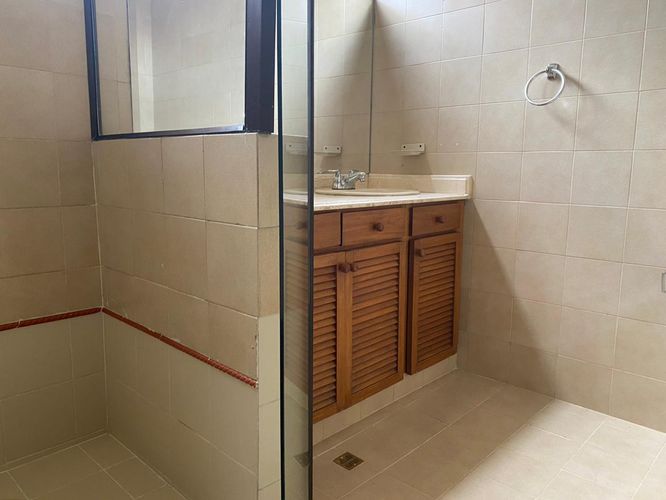 Apartamento de 3 alcobas en arriendo en La Aguacatala, Medellín, 190 m² · foto 16 de 18