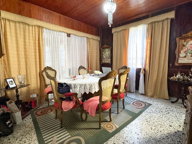 Casa de 5 alcobas en venta en Laureles, Medellín, 284 m² · foto 3 de 21