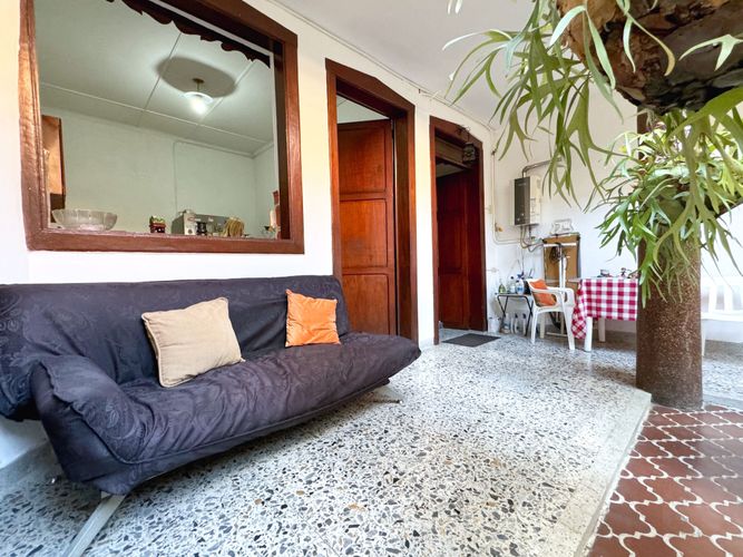 Casa de 5 alcobas en venta en Laureles, Medellín, 284 m² · foto 4 de 21