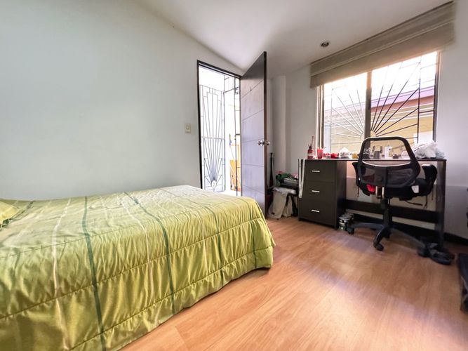 Casa de 5 alcobas en venta en Laureles, Medellín, 284 m² · foto 18 de 21