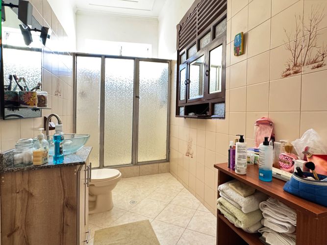 Casa de 5 alcobas en venta en Laureles, Medellín, 284 m² · foto 19 de 21