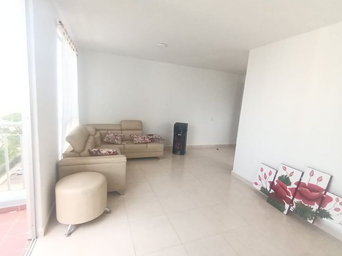 Apartamento de 2 alcobas en venta en Parque Natura, Jamundí, 63 m² · foto 2 de 9