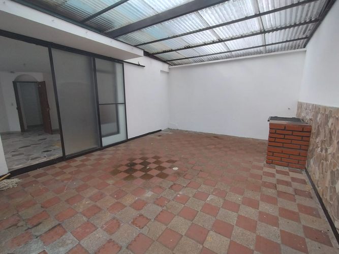 Oficina en arriendo en El Centro, Manizales, 190 m² · foto 8 de 24