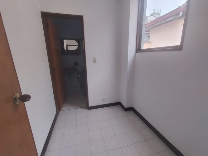 Oficina en arriendo en El Centro, Manizales, 190 m² · foto 9 de 24