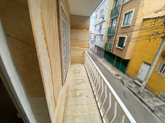 Casa de 6 alcobas en venta en La Concordia, Bucaramanga, 270 m² · foto 12 de 17