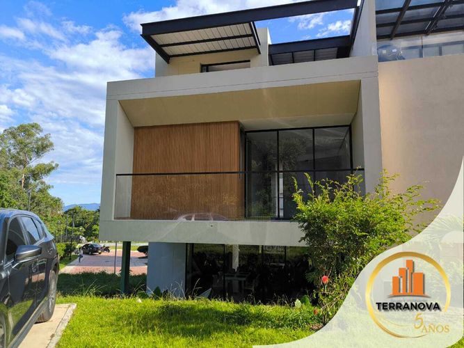Casa de 3 alcobas en venta en Cerro Azul Del Vergel, Ibagué, 223 m² · foto 2 de 24