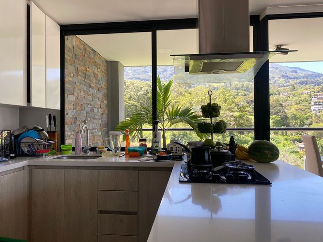 Apartamento de 3 alcobas en venta en Las Brujas, Envigado, 166 m² · foto 12 de 20