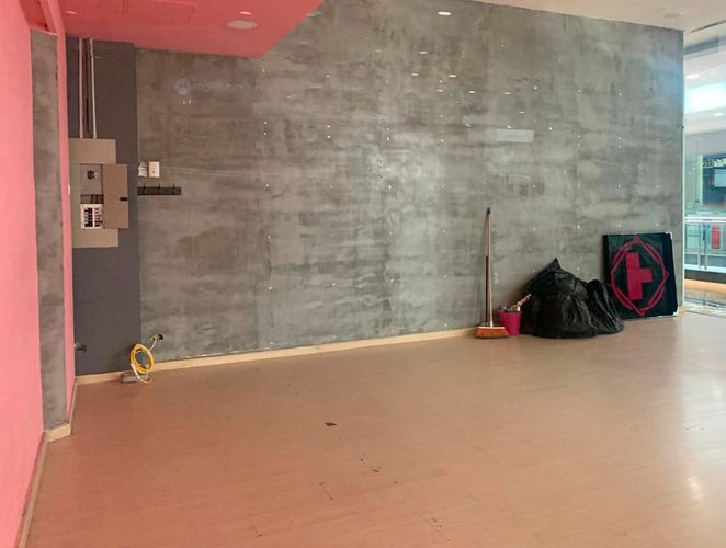 Local en arriendo en Colombia, Medellín, 40 m² · foto 2 de 4