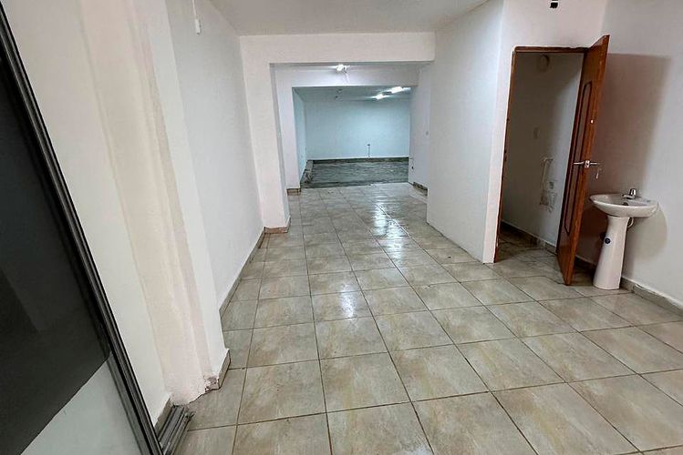 Local en arriendo en Mayorca, Sabaneta, 110 m² · foto 4 de 7