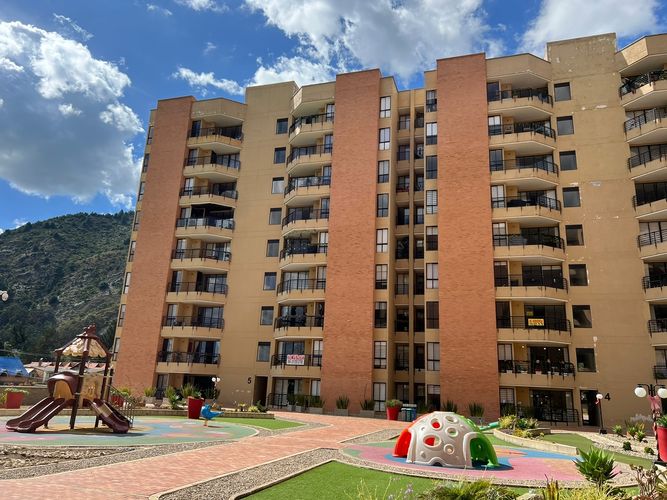 Apartamento de 3 alcobas en arriendo en Fonquetá, Chía, 102 m² · foto 2 de 17