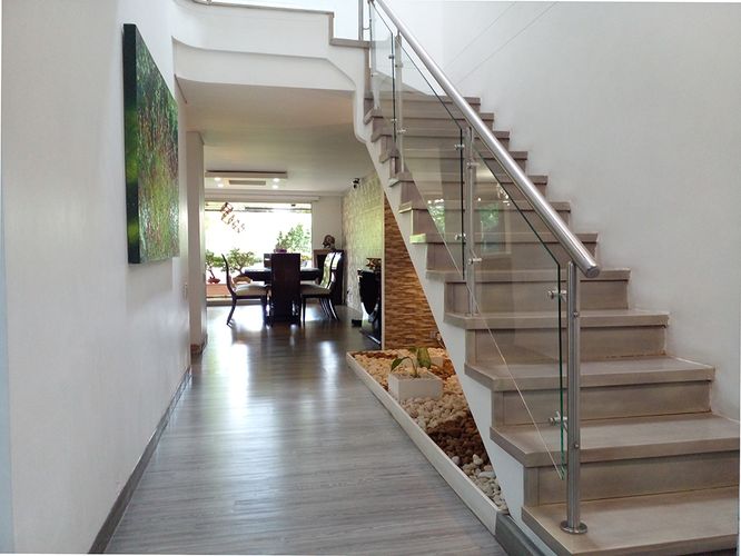 Casa de 3 alcobas en venta en Loma El Atravesado, Envigado, 240 m² · foto 5 de 19