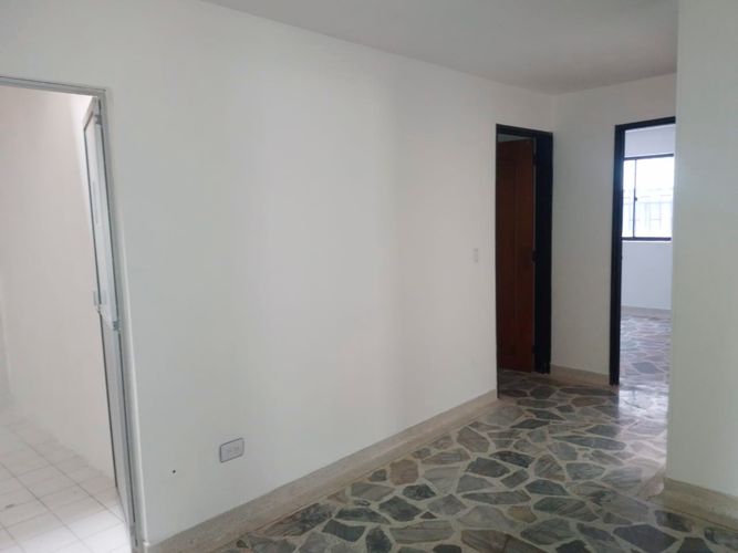 Oficina en arriendo en Entre Amigos, Sabaneta, 190 m² · foto 2 de 16