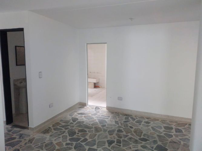Oficina en arriendo en Entre Amigos, Sabaneta, 190 m² · foto 4 de 16
