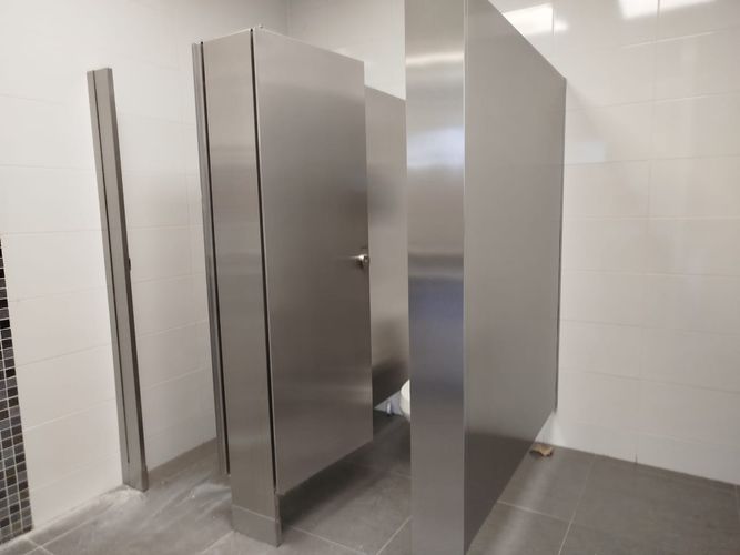 Oficina en arriendo en El Tesoro, Medellín, 257 m² · foto 9 de 19