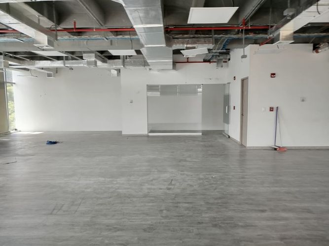 Oficina en arriendo en El Tesoro, Medellín, 257 m² · foto 10 de 19