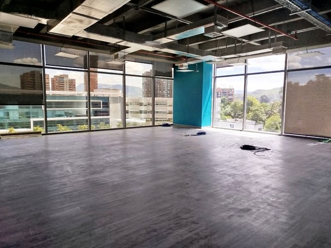 Oficina en arriendo en El Tesoro, Medellín, 257 m² · foto 11 de 19