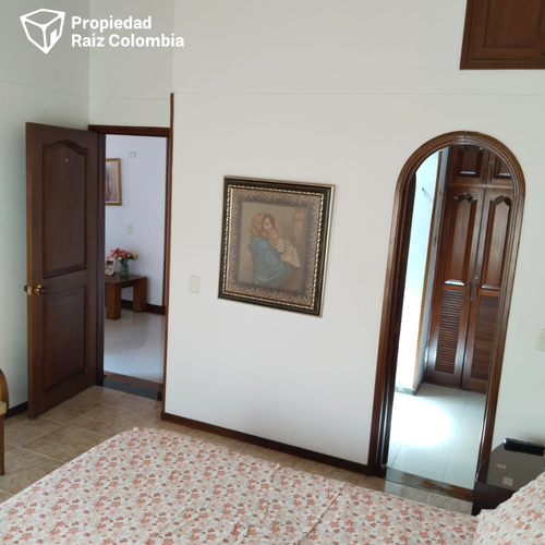 Casa de 4 alcobas en venta en Jordan, Ibagué, 194 m² · foto 6 de 24