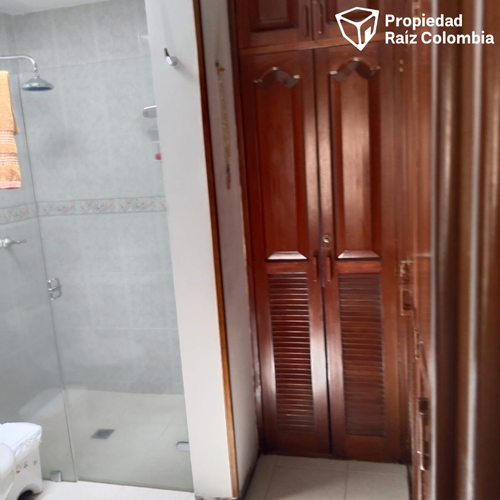 Casa de 4 alcobas en venta en Jordan, Ibagué, 194 m² · foto 8 de 24