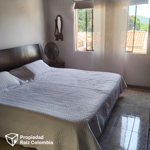 Casa de 4 alcobas en venta en Jordan, Ibagué, 194 m² · foto 10 de 24