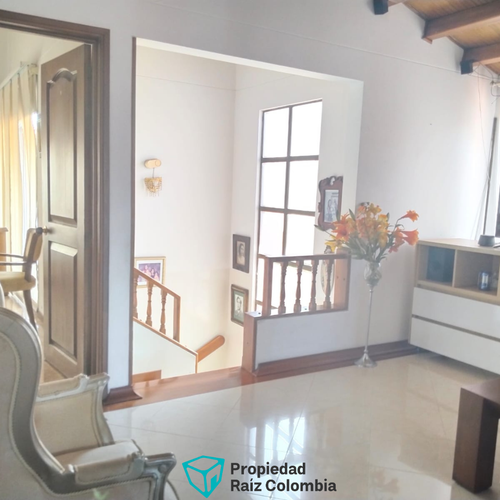 Casa de 4 alcobas en venta en Jordan, Ibagué, 194 m² · foto 16 de 24