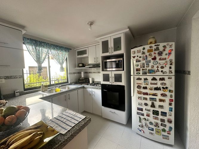 Casa de 3 alcobas en venta en San Marcel, Manizales, 120 m² · foto 2 de 21
