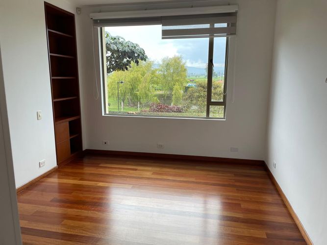 Casa de 4 alcobas en venta en Rozo, Cota, 300 m² · foto 14 de 22