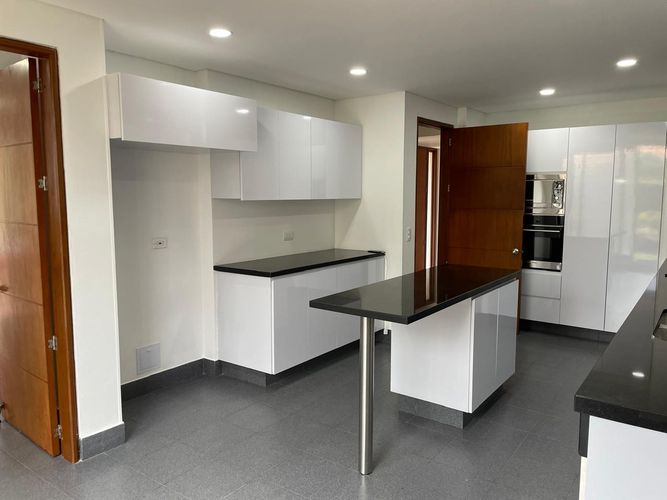 Casa de 4 alcobas en venta en Rozo, Cota, 300 m² · foto 18 de 22