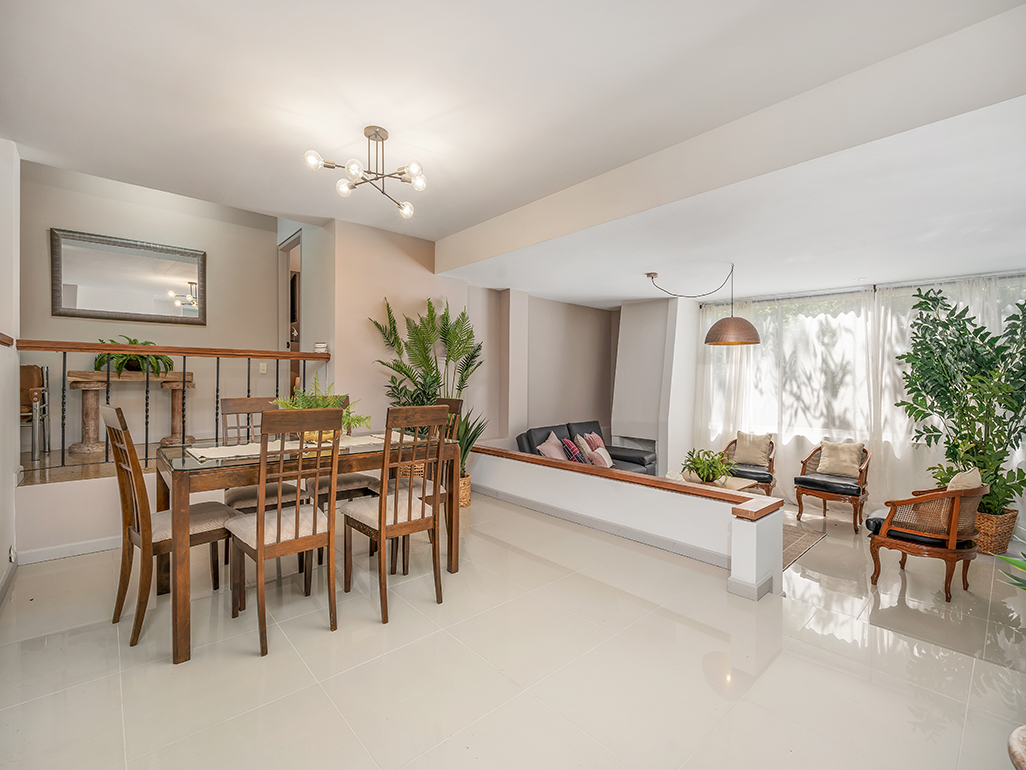 Apartamento en arriendo en Lalinde, Medellín · foto 3 de 15