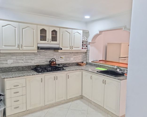 Local en arriendo en Las Acacias, Medellín, 370 m² · foto 10 de 13