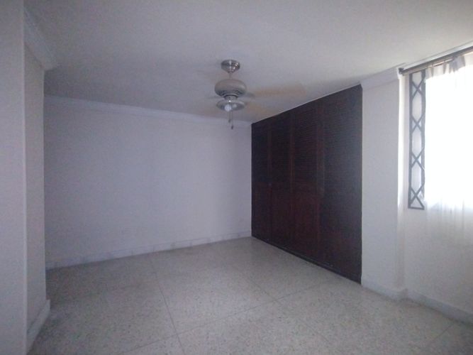 Apartamento de 2 alcobas en venta en Paraiso, Barranquilla, 84 m² · foto 11 de 15