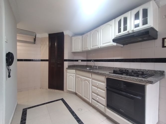 Apartamento de 2 alcobas en venta en Paraiso, Barranquilla, 84 m² · foto 13 de 15