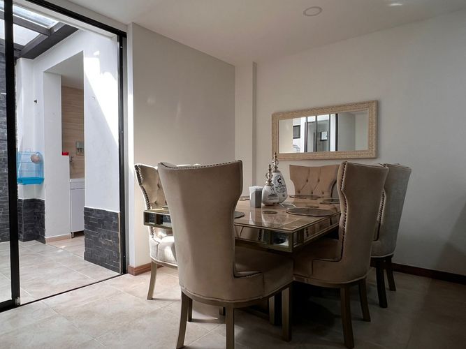 Casa de 4 alcobas en venta en El Porvenir, Rionegro, 150 m² · foto 3 de 14