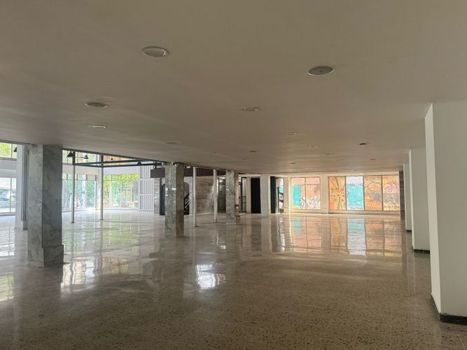 Local en arriendo en Mesa, Envigado, 2000 m² · foto 3 de 13