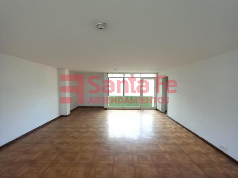Apartment for sale in La candelaria, Medellín 3