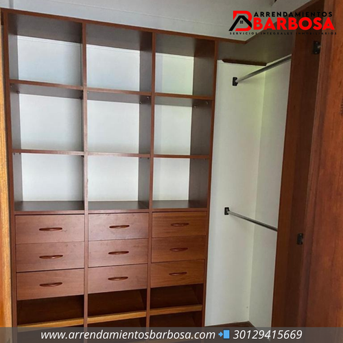 Casa de 7 alcobas en venta en El Poblado, Medellín, 1050 m² · foto 4 de 19