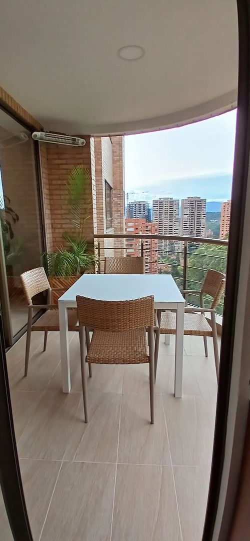 Apartamento de 4 alcobas en venta en La Calera, Medellín, 360 m² · foto 15 de 24