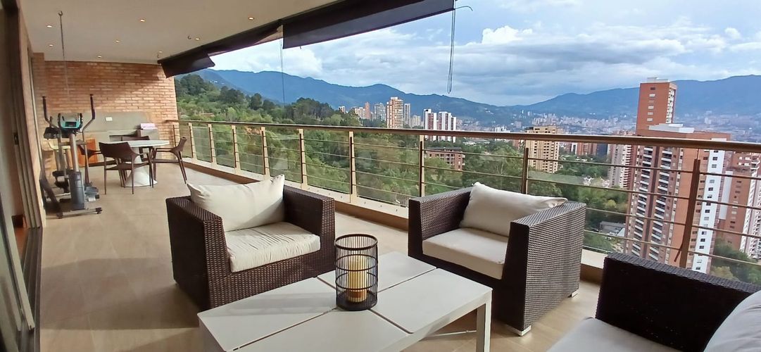 Apartamento de 4 alcobas en venta en La Calera, Medellín, 360 m² · foto 17 de 24
