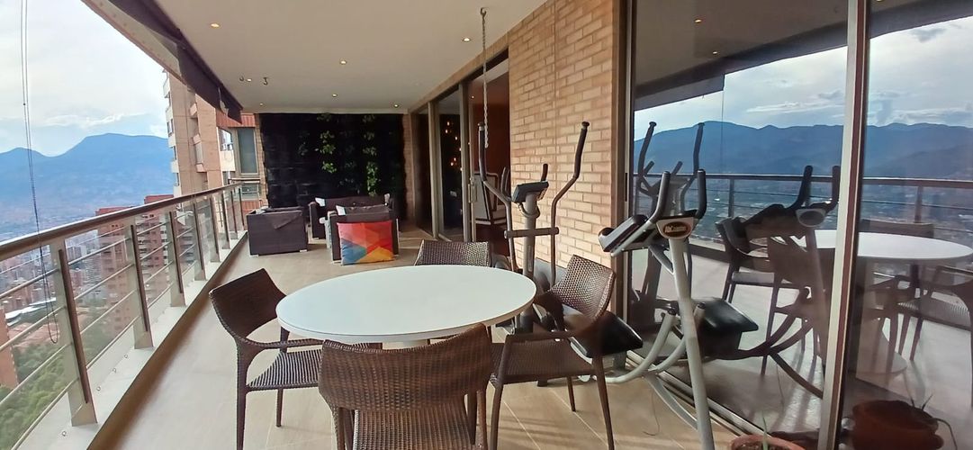 Apartamento de 4 alcobas en venta en La Calera, Medellín, 360 m² · foto 19 de 24