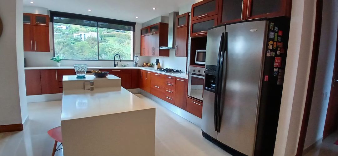 Apartamento de 4 alcobas en venta en La Calera, Medellín, 360 m² · foto 22 de 24