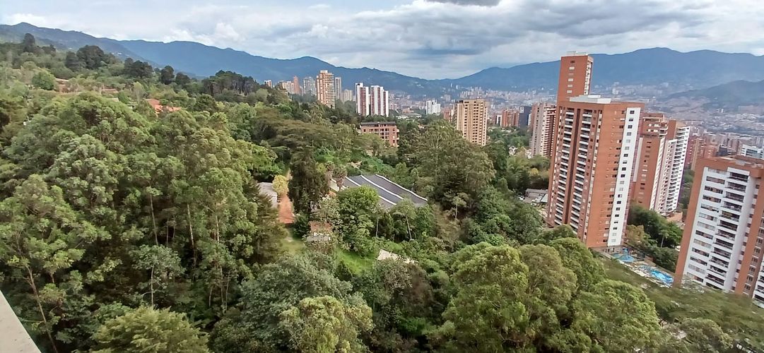 Apartamento de 4 alcobas en venta en La Calera, Medellín, 360 m² · foto 24 de 24