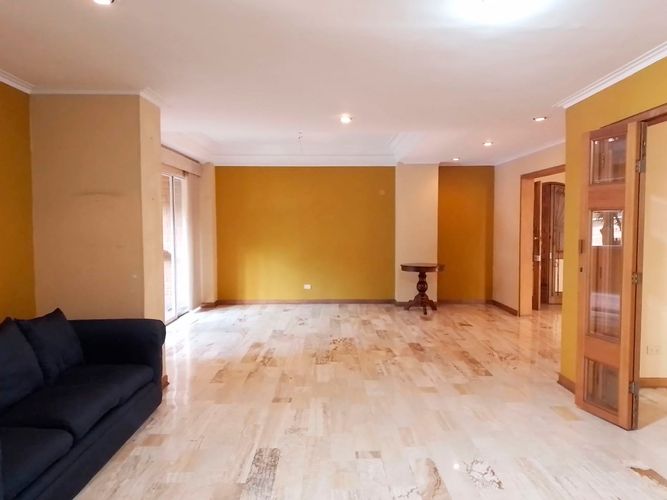 Apartamento de 3 alcobas en arriendo en El Diamante No.2, Medellín, 340 m² · foto 2 de 20