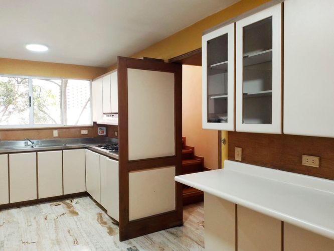 Apartamento de 3 alcobas en arriendo en El Diamante No.2, Medellín, 340 m² · foto 5 de 20