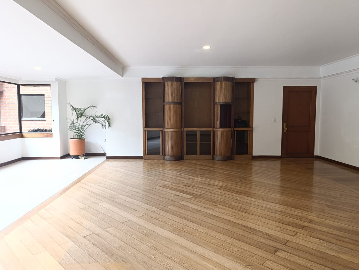Apartamento en arriendo en Los Balsos No.2, Medellín · foto 6 de 20
