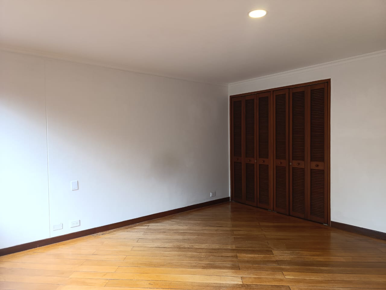 Apartamento en arriendo en Los Balsos No.2, Medellín · foto 14 de 20